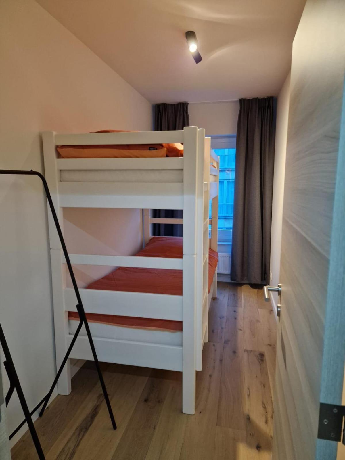 Luxury Renovated 3 Rooms Apartment Ostenda Esterno foto