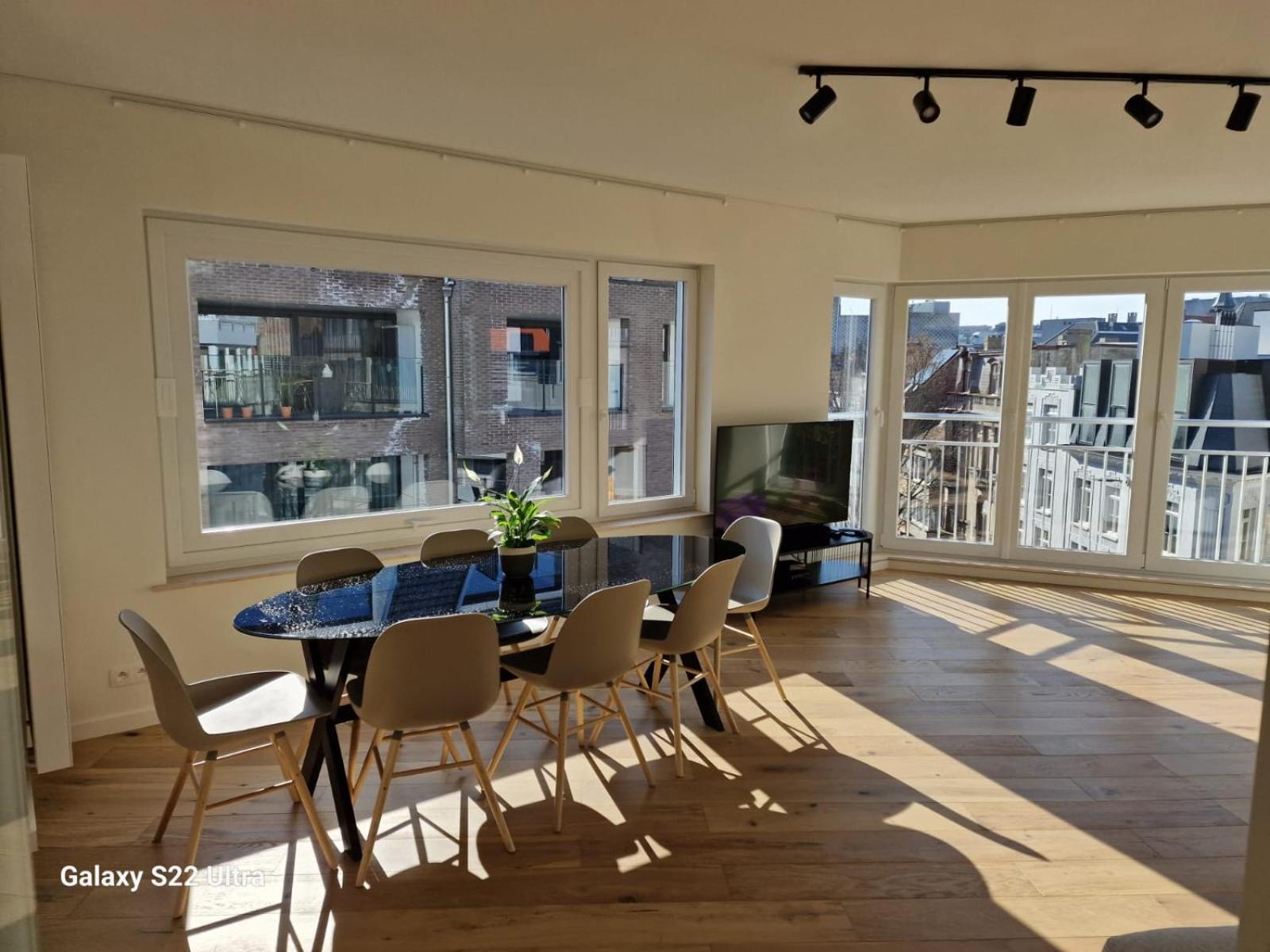 Luxury Renovated 3 Rooms Apartment Ostenda Esterno foto